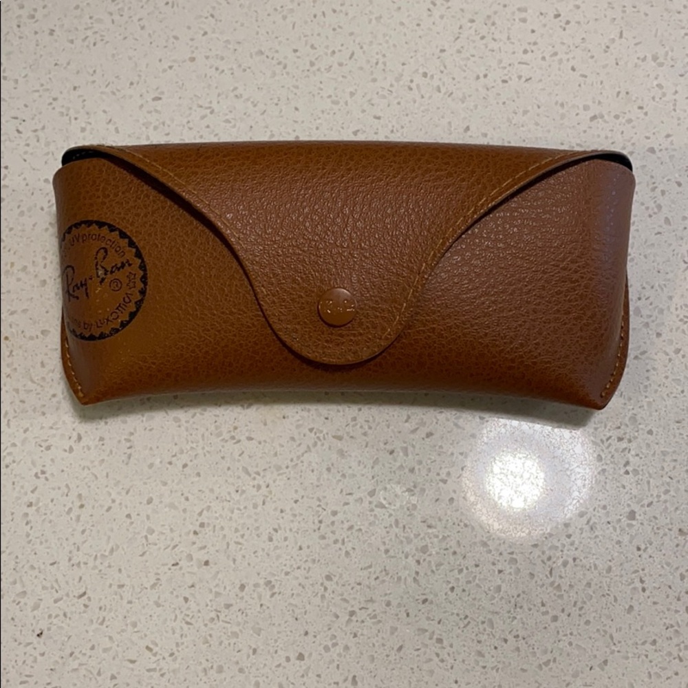 Ray Ban case